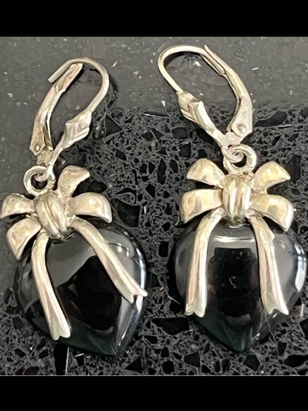Sterling silver vintage black onyx heart bowtie design dangle leverback earrings